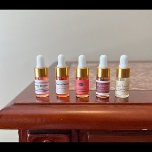 Aramatherapy and diffuser oils lot